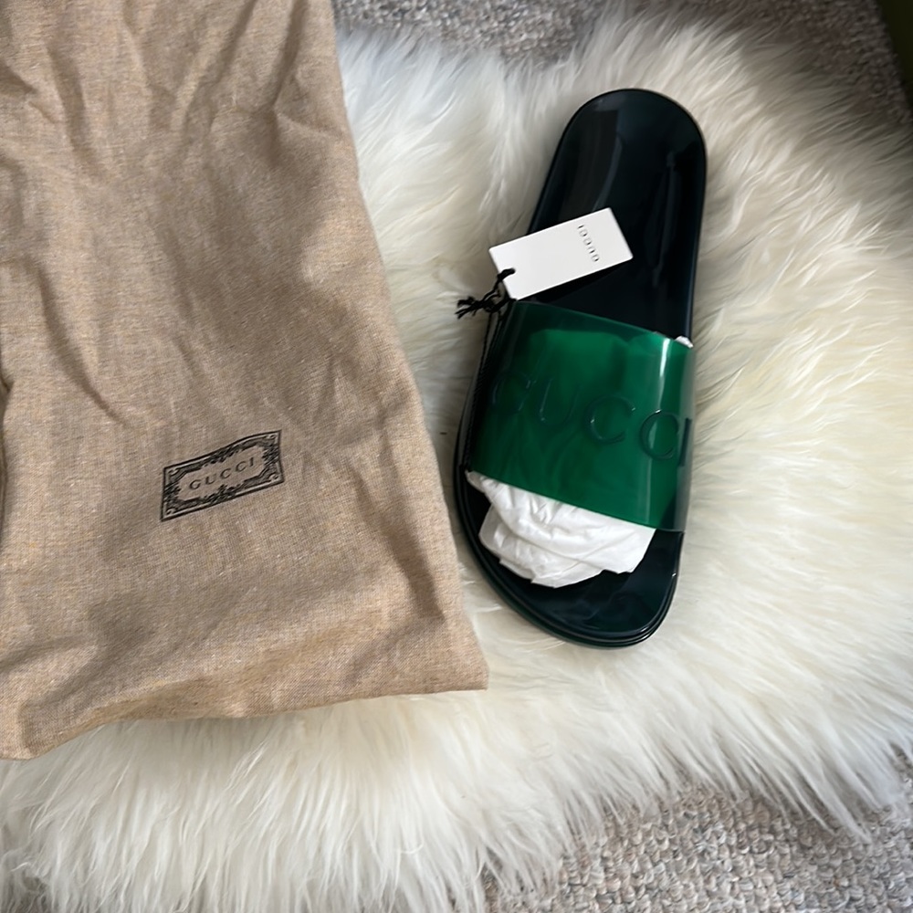 NIB Gucci Logo Rubber Slides Green Size 10 | $295 - Picture 4 of 6